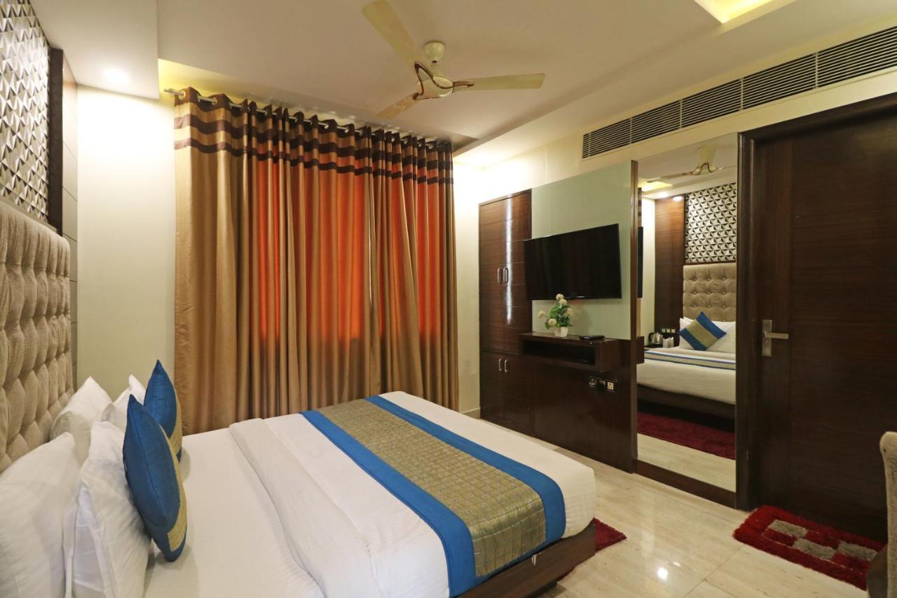 Hotel Mannat International By Mannat New Delhi Eksteriør bilde