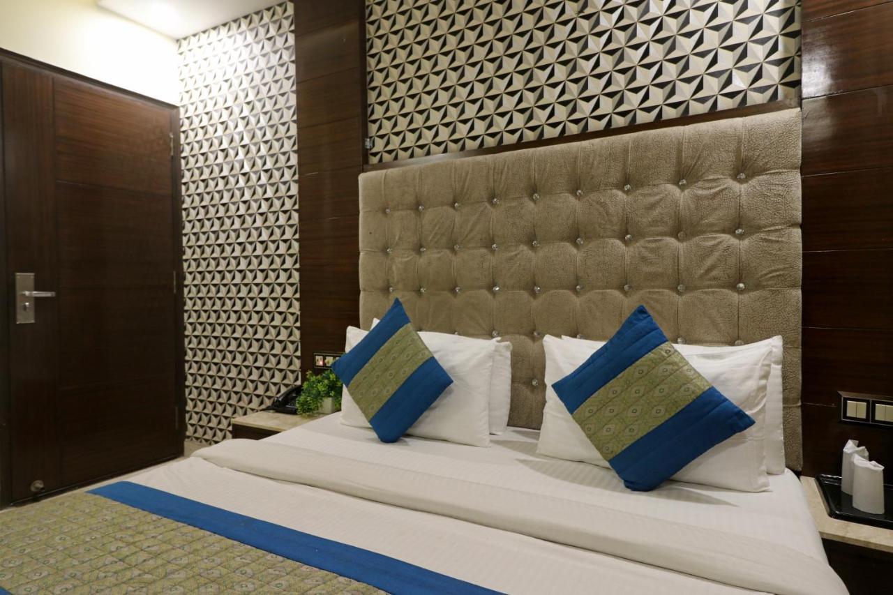 Hotel Mannat International By Mannat New Delhi Eksteriør bilde