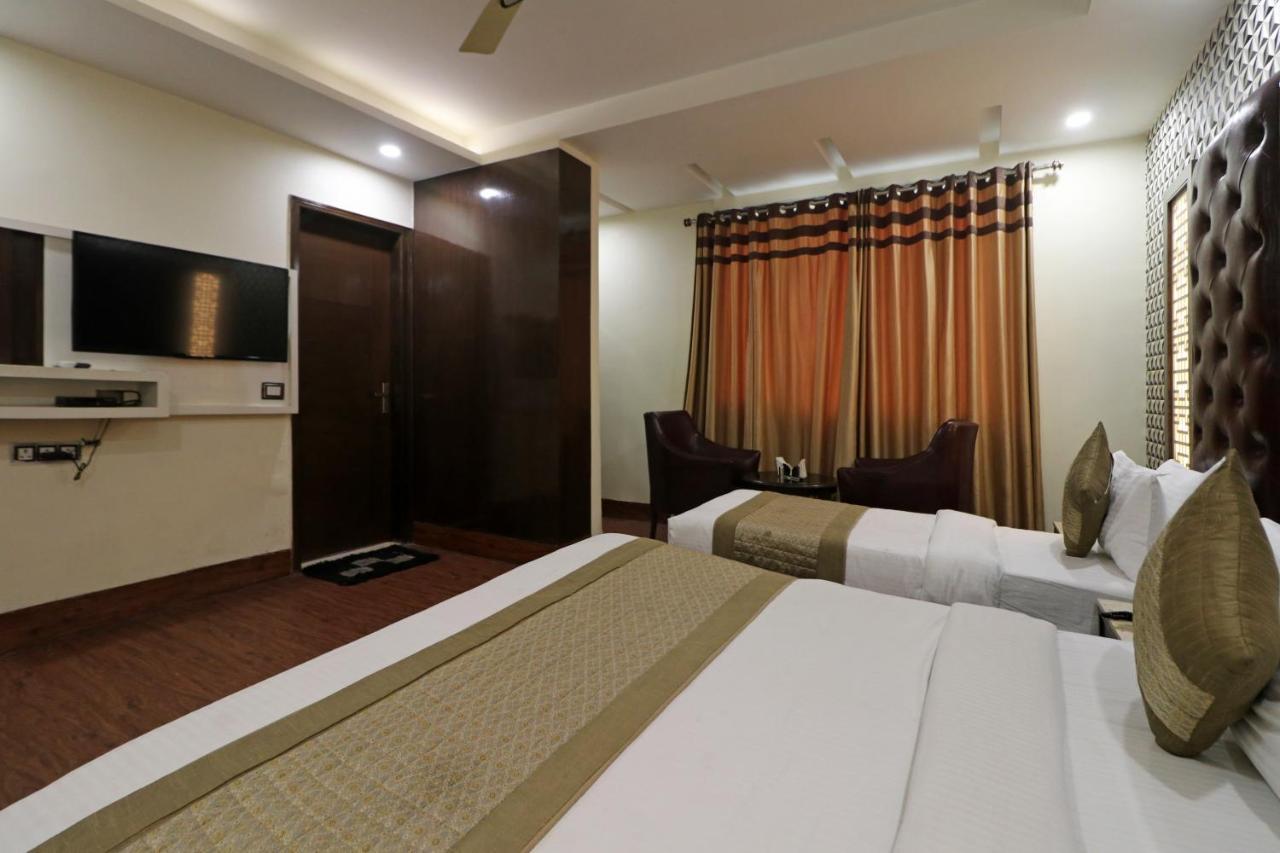 Hotel Mannat International By Mannat New Delhi Eksteriør bilde