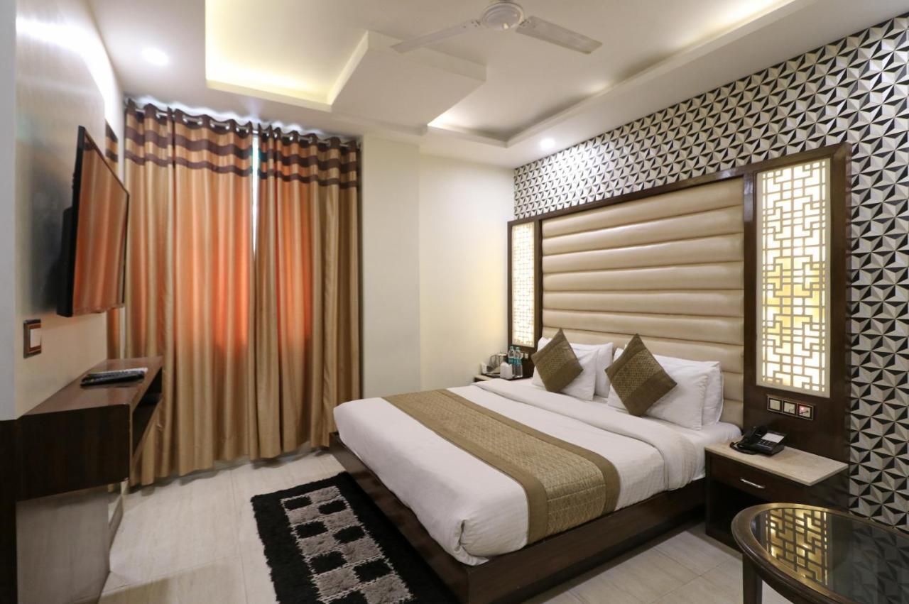 Hotel Mannat International By Mannat New Delhi Eksteriør bilde