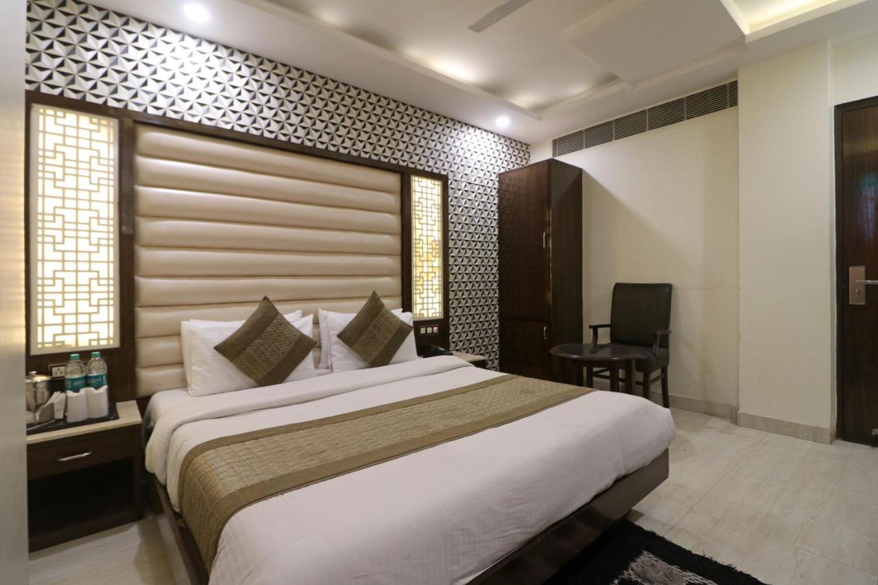 Hotel Mannat International By Mannat New Delhi Eksteriør bilde