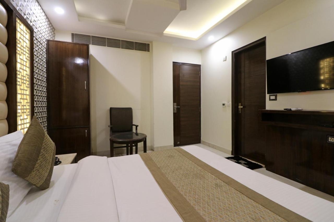 Hotel Mannat International By Mannat New Delhi Eksteriør bilde