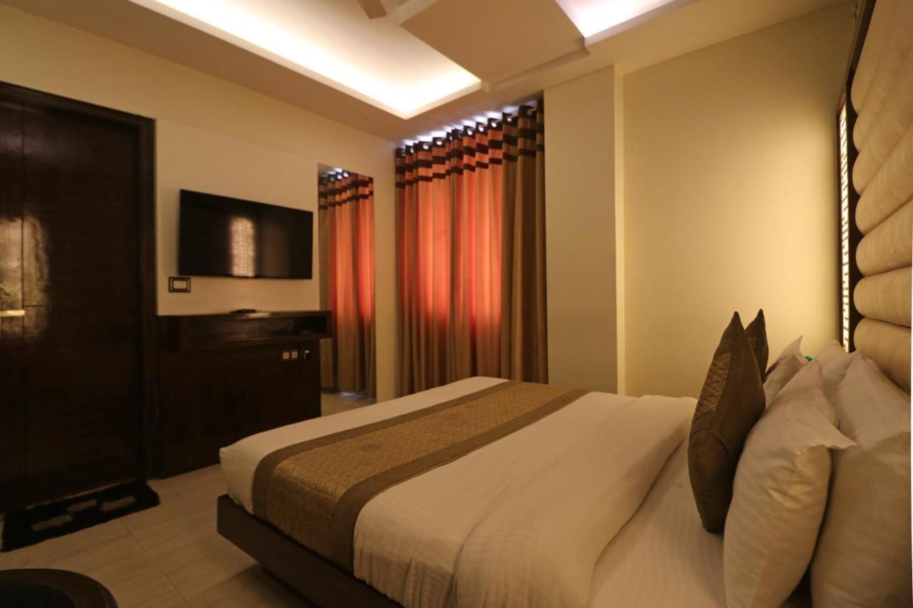 Hotel Mannat International By Mannat New Delhi Eksteriør bilde
