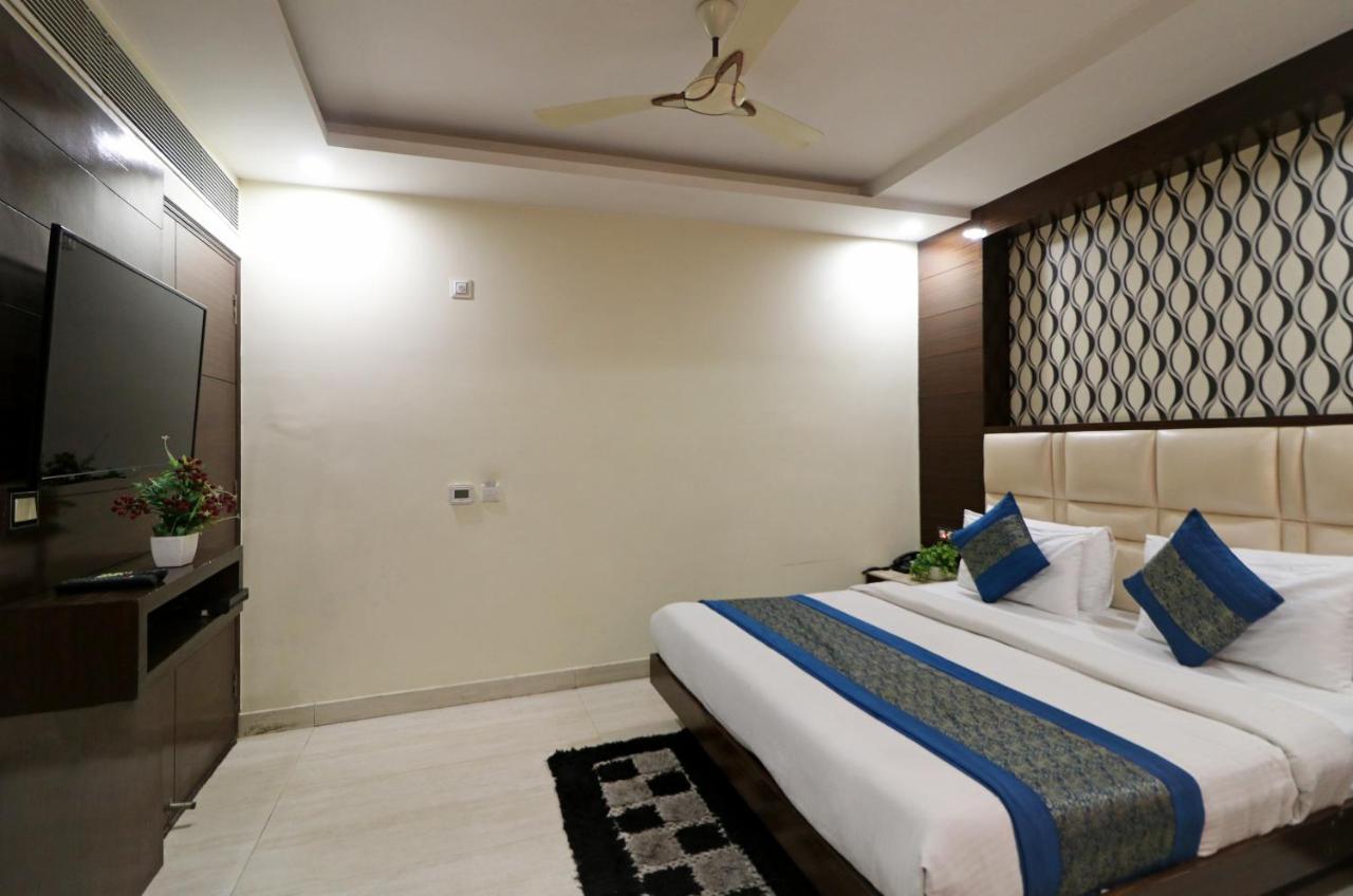 Hotel Mannat International By Mannat New Delhi Eksteriør bilde