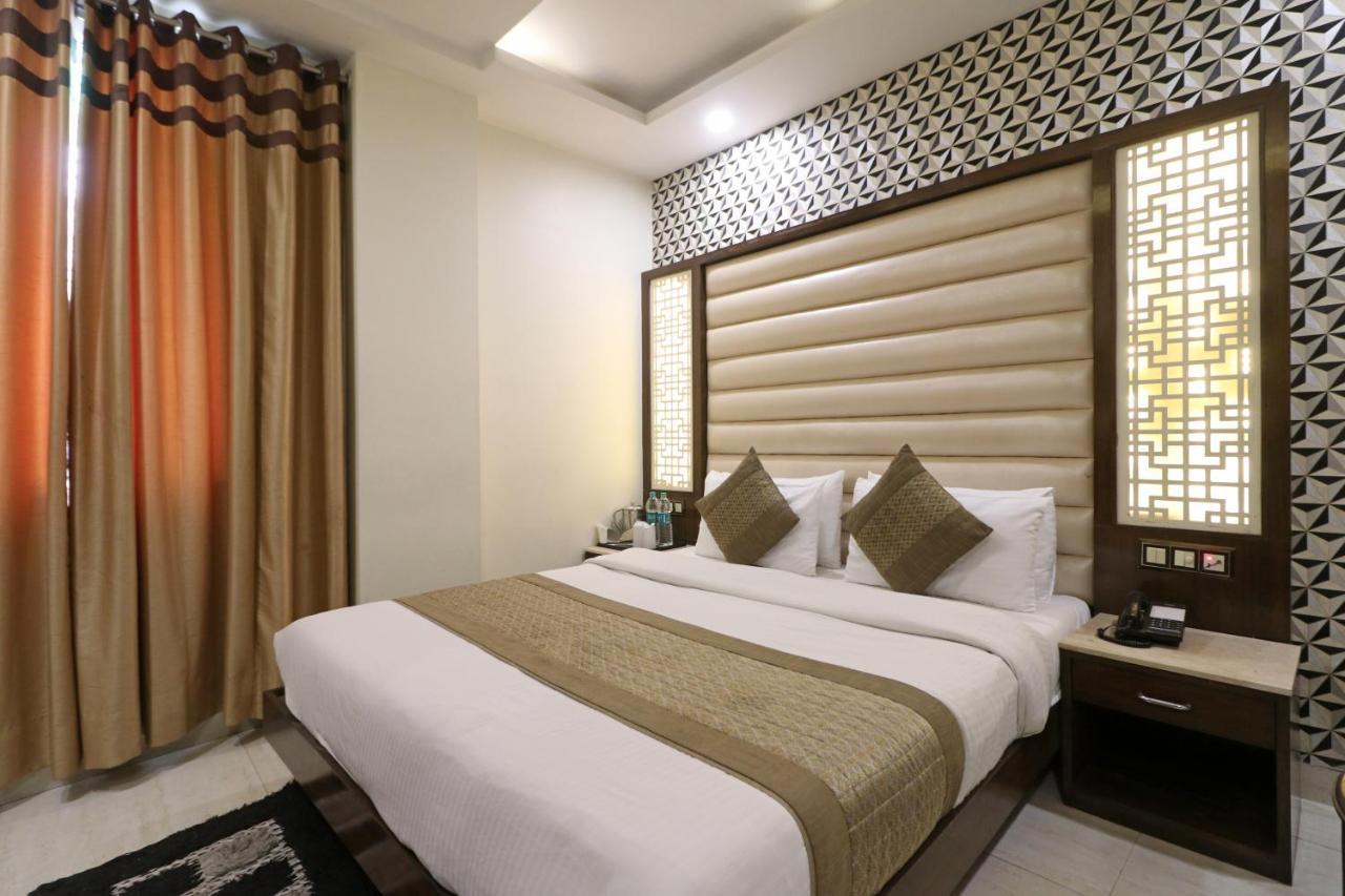 Hotel Mannat International By Mannat New Delhi Eksteriør bilde